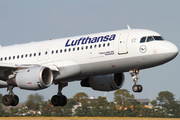 Lufthansa Airbus A320-211 (D-AIQM) at  Amsterdam - Schiphol, Netherlands