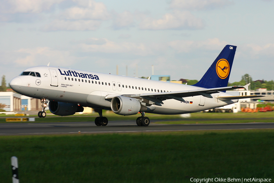 Lufthansa Airbus A320-211 (D-AIQN) | Photo 71398