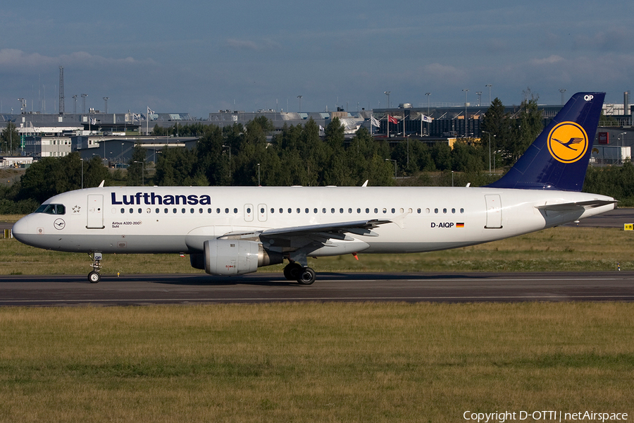 Lufthansa Airbus A320-211 (D-AIQP) | Photo 267453