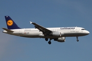 Lufthansa Airbus A320-211 (D-AIQP) at  Frankfurt am Main, Germany