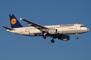 Lufthansa Airbus A320-211 (D-AIQR) at  Frankfurt am Main, Germany