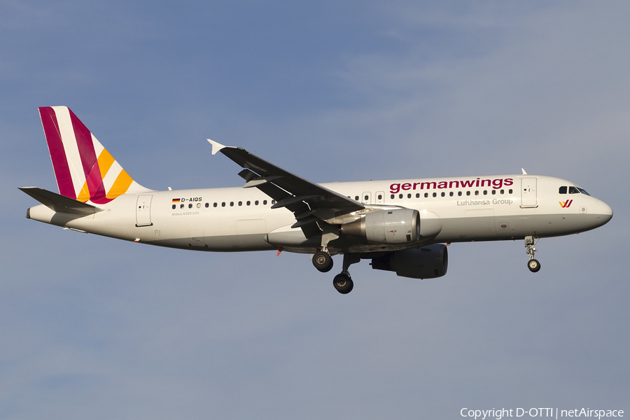 Germanwings Airbus A320-211 (D-AIQS) | Photo 434882