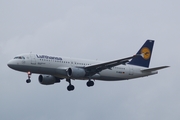 Lufthansa Airbus A320-211 (D-AIQS) at  Frankfurt am Main, Germany