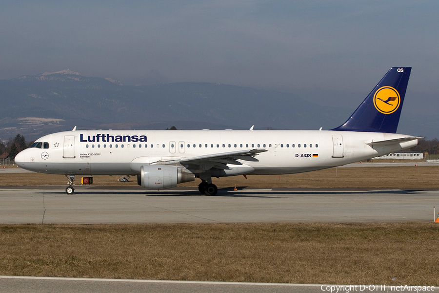 Lufthansa Airbus A320-211 (D-AIQS) | Photo 271934