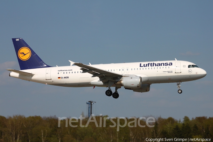 Lufthansa Airbus A320-211 (D-AIQS) | Photo 26416