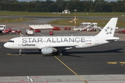 Lufthansa Airbus A320-211 (D-AIQS) at  Hamburg - Fuhlsbuettel (Helmut Schmidt), Germany