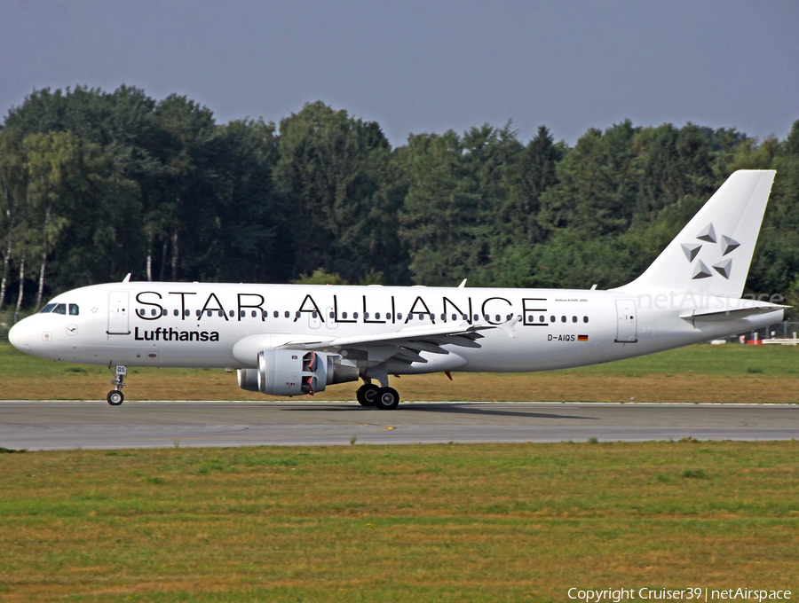 Lufthansa Airbus A320-211 (D-AIQS) | Photo 300758