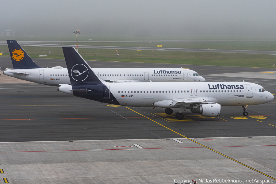 Lufthansa Airbus A320-211 (D-AIQS) | Photo 351846