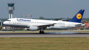 Lufthansa Airbus A320-211 (D-AIQT) at  Brussels - International, Belgium