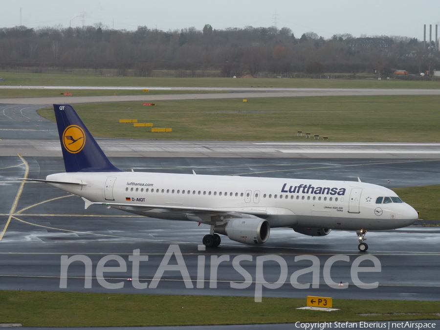 Lufthansa Airbus A320-211 (D-AIQT) | Photo 496358