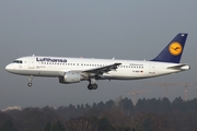 Lufthansa Airbus A320-211 (D-AIQT) at  Hamburg - Fuhlsbuettel (Helmut Schmidt), Germany