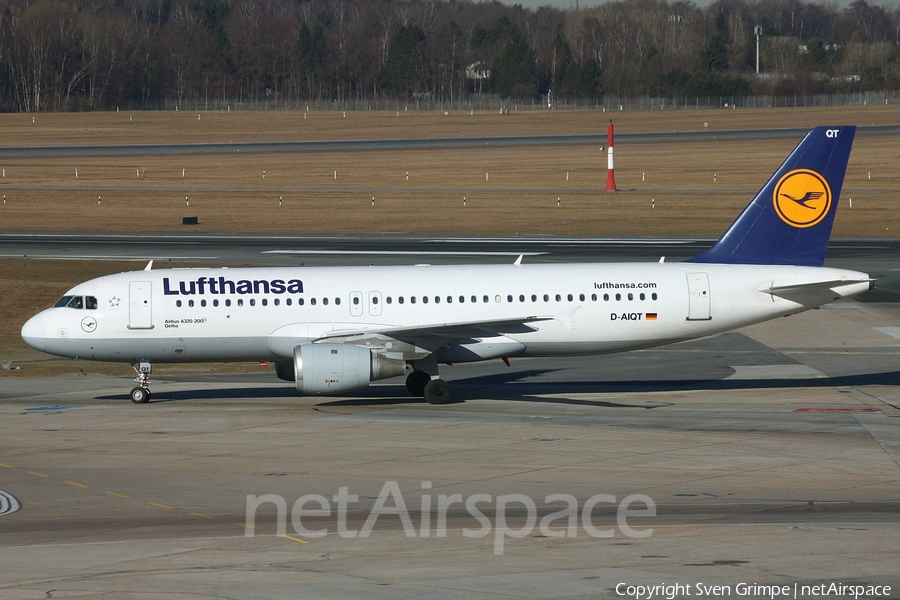 Lufthansa Airbus A320-211 (D-AIQT) | Photo 42532