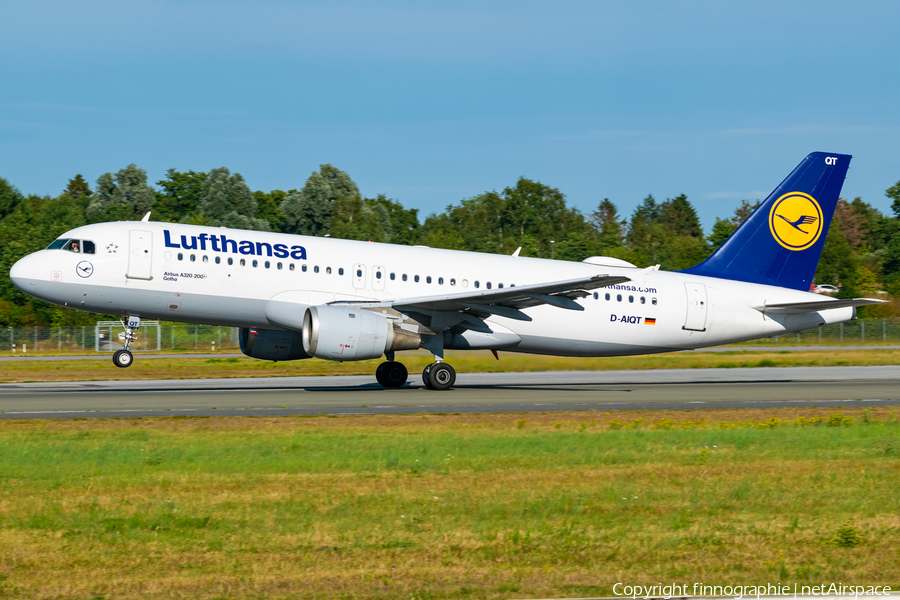 Lufthansa Airbus A320-211 (D-AIQT) | Photo 522865
