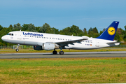 Lufthansa Airbus A320-211 (D-AIQT) at  Hamburg - Fuhlsbuettel (Helmut Schmidt), Germany
