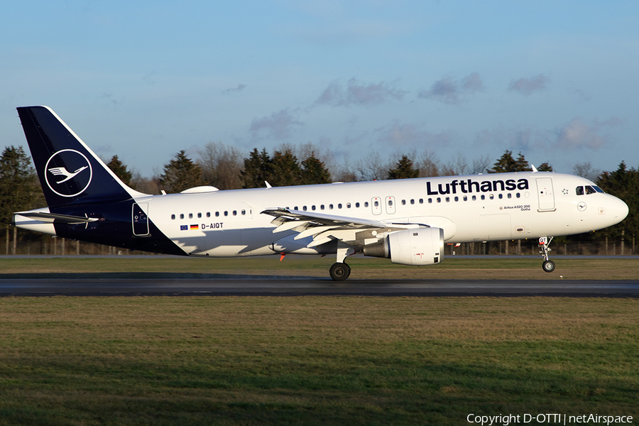 Lufthansa Airbus A320-211 (D-AIQT) | Photo 544143