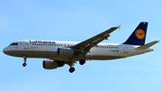 Lufthansa Airbus A320-211 (D-AIQT) at  Stuttgart, Germany