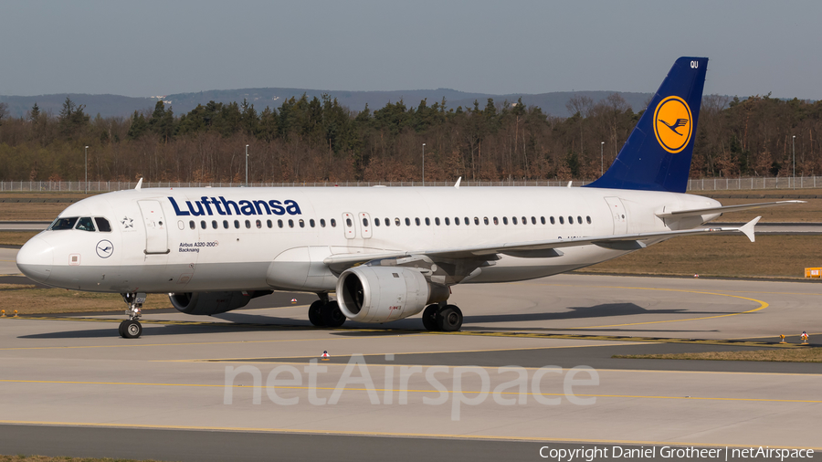 Lufthansa Airbus A320-211 (D-AIQU) | Photo 238579