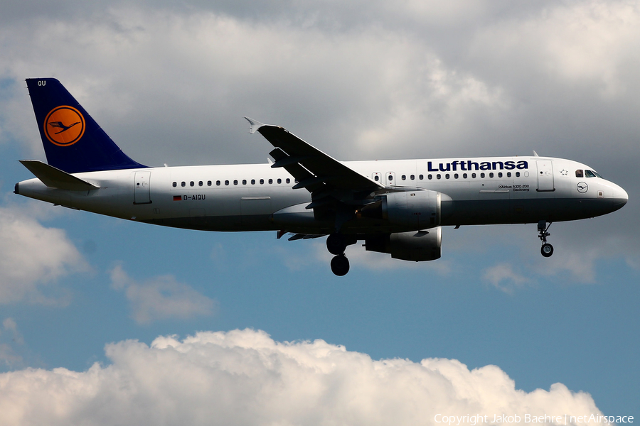 Lufthansa Airbus A320-211 (D-AIQU) | Photo 183153