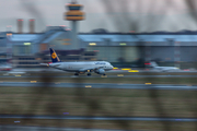 Lufthansa Airbus A320-211 (D-AIQU) at  Hamburg - Fuhlsbuettel (Helmut Schmidt), Germany