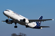 Lufthansa Airbus A320-211 (D-AIQU) at  Hamburg - Fuhlsbuettel (Helmut Schmidt), Germany