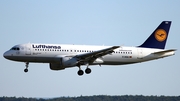 Lufthansa Airbus A320-211 (D-AIQU) at  Stuttgart, Germany