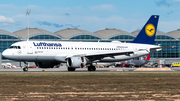 Lufthansa Airbus A320-211 (D-AIQW) at  Alicante - El Altet, Spain
