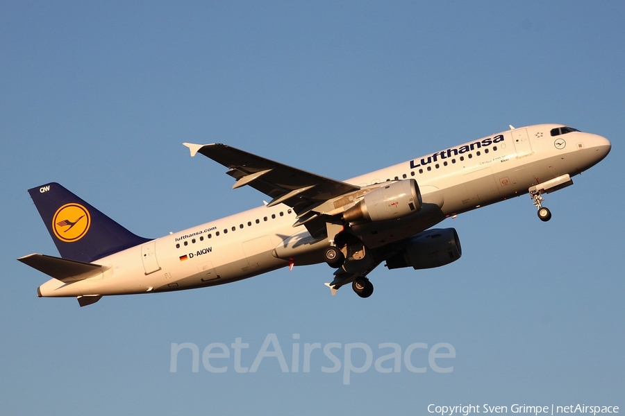 Lufthansa Airbus A320-211 (D-AIQW) | Photo 21976