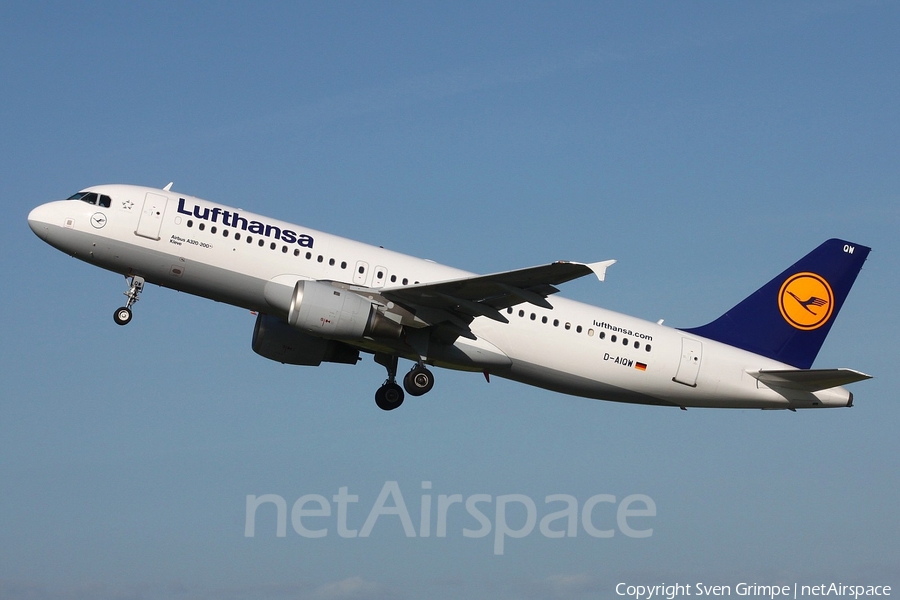 Lufthansa Airbus A320-211 (D-AIQW) | Photo 37898