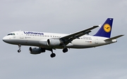 Lufthansa Airbus A320-211 (D-AIQW) at  Hamburg - Fuhlsbuettel (Helmut Schmidt), Germany