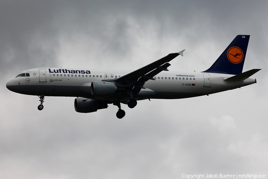 Lufthansa Airbus A320-211 (D-AIQW) | Photo 183677