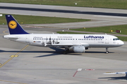 Lufthansa Airbus A320-211 (D-AIQW) at  Zurich - Kloten, Switzerland
