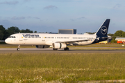 Lufthansa Airbus A321-131 (D-AIRA) at  Hamburg - Fuhlsbuettel (Helmut Schmidt), Germany