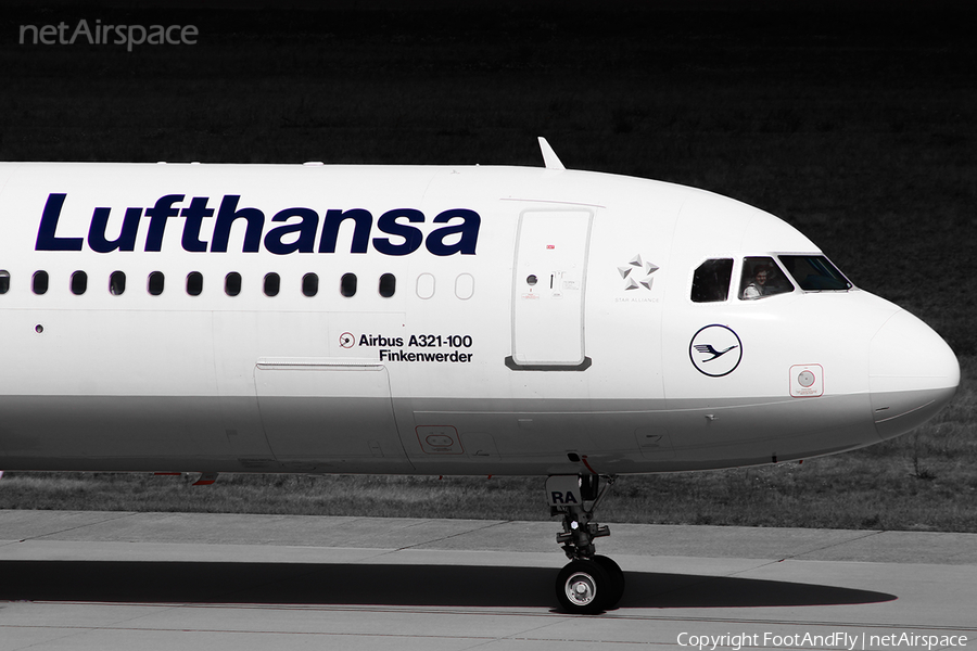Lufthansa Airbus A321-131 (D-AIRA) | Photo 148340