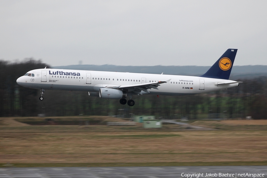 Lufthansa Airbus A321-131 (D-AIRB) | Photo 151209