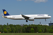 Lufthansa Airbus A321-131 (D-AIRB) at  Hamburg - Fuhlsbuettel (Helmut Schmidt), Germany