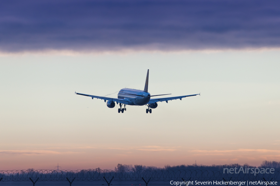 Lufthansa Airbus A321-131 (D-AIRB) | Photo 210647