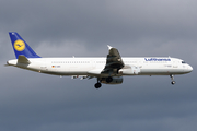 Lufthansa Airbus A321-131 (D-AIRC) at  Frankfurt am Main, Germany