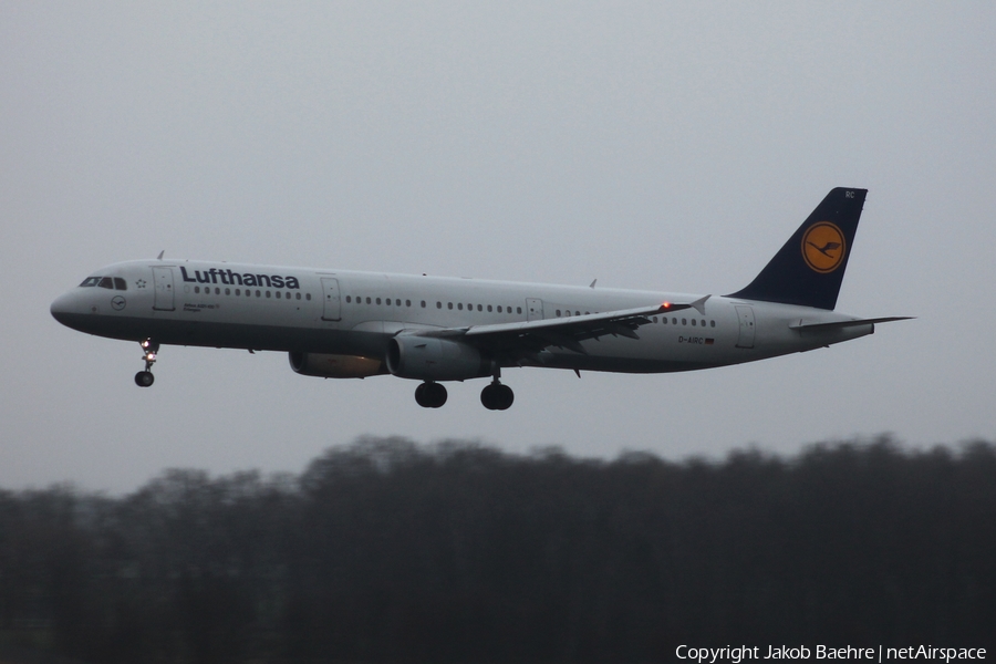 Lufthansa Airbus A321-131 (D-AIRC) | Photo 151212