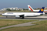 Lufthansa Airbus A321-131 (D-AIRC) at  Lisbon - Portela, Portugal