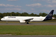 Lufthansa Airbus A321-131 (D-AIRD) at  Hamburg - Fuhlsbuettel (Helmut Schmidt), Germany