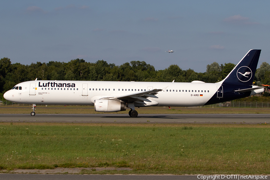 Lufthansa Airbus A321-131 (D-AIRD) | Photo 254855