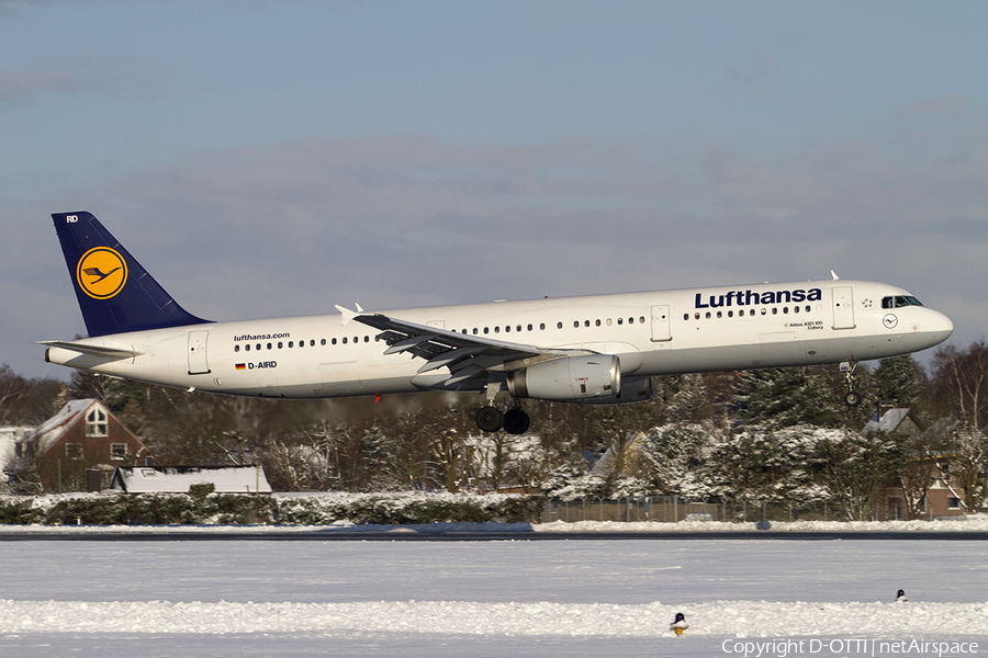 Lufthansa Airbus A321-131 (D-AIRD) | Photo 287047