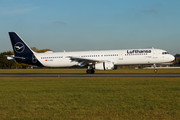 Lufthansa Airbus A321-131 (D-AIRD) at  Hamburg - Fuhlsbuettel (Helmut Schmidt), Germany