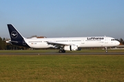 Lufthansa Airbus A321-131 (D-AIRD) at  Hamburg - Fuhlsbuettel (Helmut Schmidt), Germany