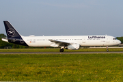 Lufthansa Airbus A321-131 (D-AIRD) at  Hamburg - Fuhlsbuettel (Helmut Schmidt), Germany