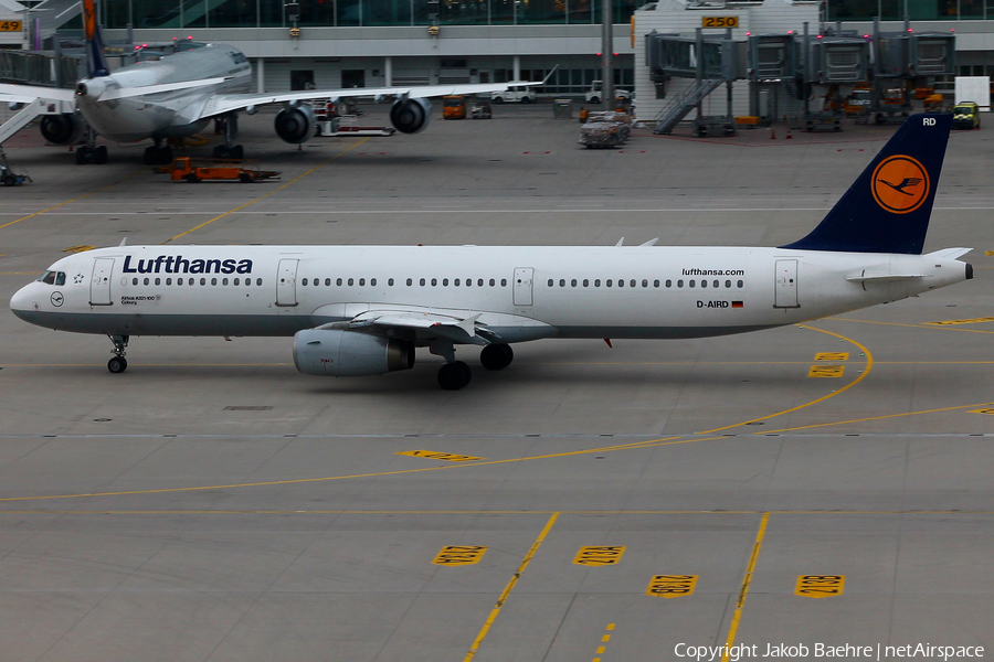 Lufthansa Airbus A321-131 (D-AIRD) | Photo 176876