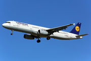Lufthansa Airbus A321-131 (D-AIRE) at  Barcelona - El Prat, Spain