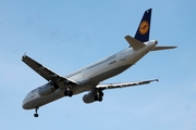 Lufthansa Airbus A321-131 (D-AIRE) at  Frankfurt am Main, Germany