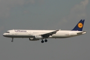 Lufthansa Airbus A321-131 (D-AIRE) at  Frankfurt am Main, Germany