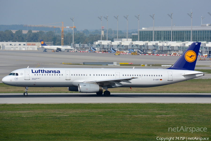 Lufthansa Airbus A321-131 (D-AIRF) | Photo 90193
